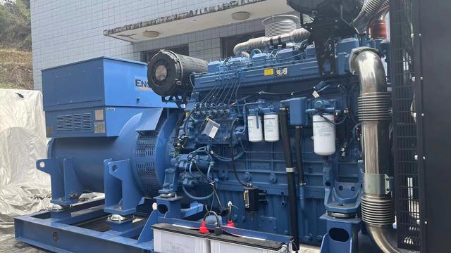 云南發電機組生產廠家——柴油發電機組油耗受哪些因素影響？