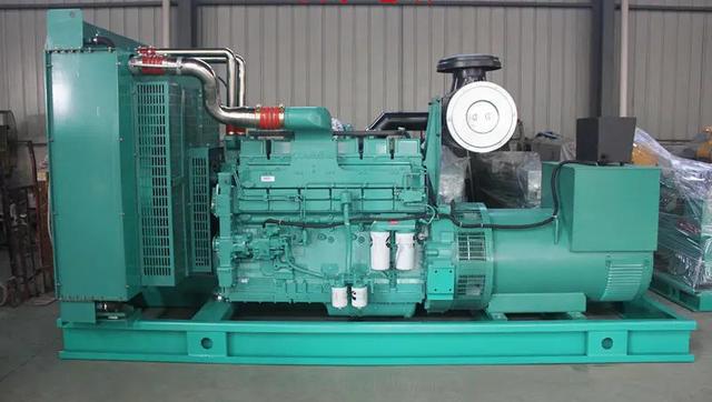 發電機組在低電壓下運行會發生什么危險？